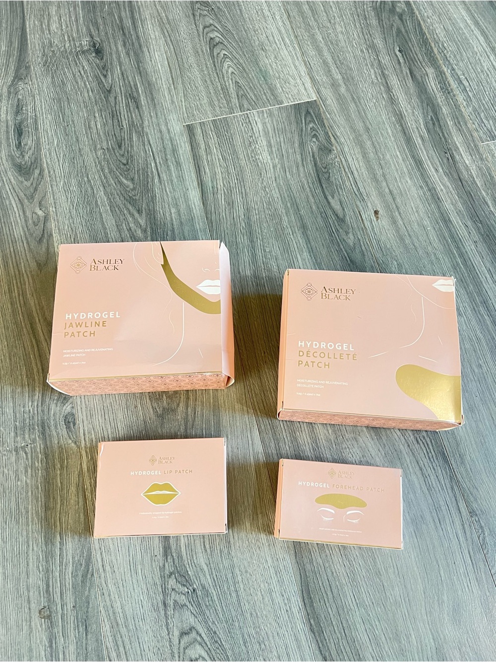 Pink Hydrogel Skincare Patch Kit - Jawline, Décolleté, Lip & Forehead